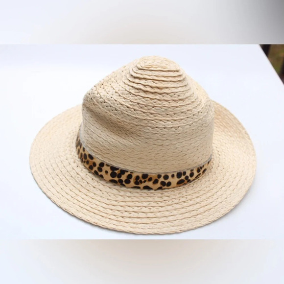 Vince Camuto hat - Picture 7 of 8